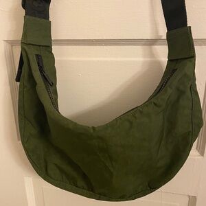 BAGGU Crescent Bag in Bay